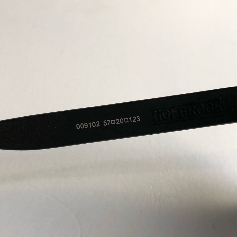OO9102 Oakley Holbrook Black Matte - Picture 6 of 10